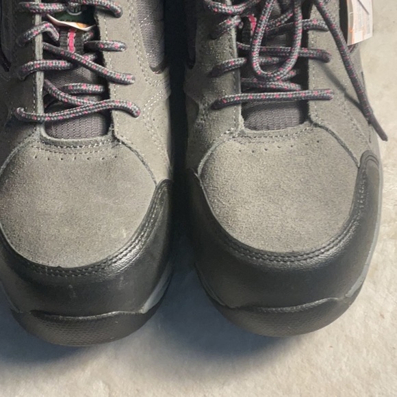 workload Shoes - Women’s steel toe safety shoes